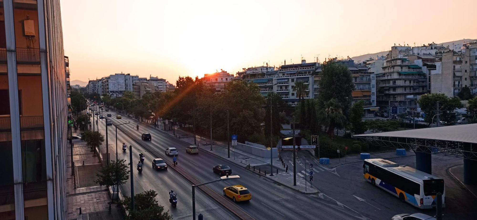 Chris'S Athens Home In The Center Of Everything Exterior foto